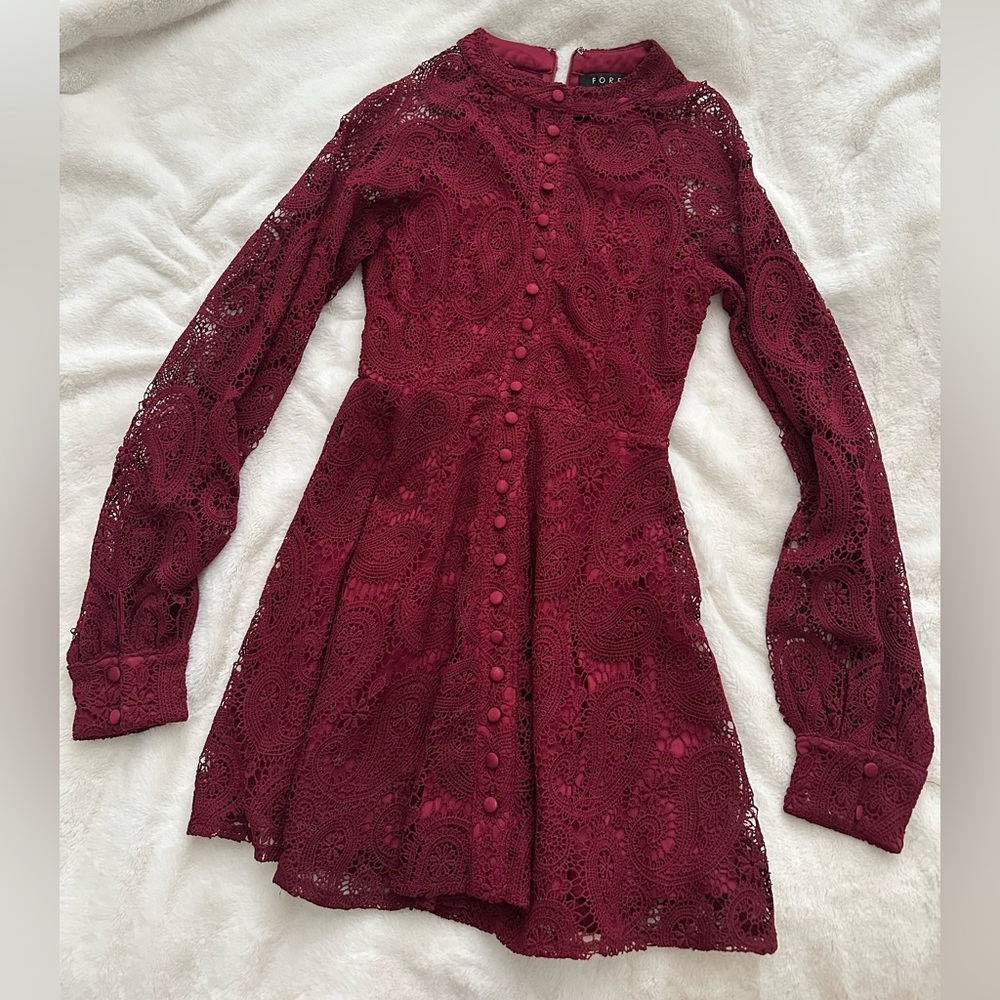 Elegant Burgundy Lace Long Sleeve Dress